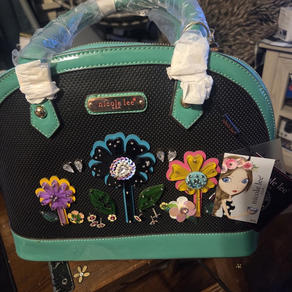 Nicole Lee floral purse - Picture 3 of 6